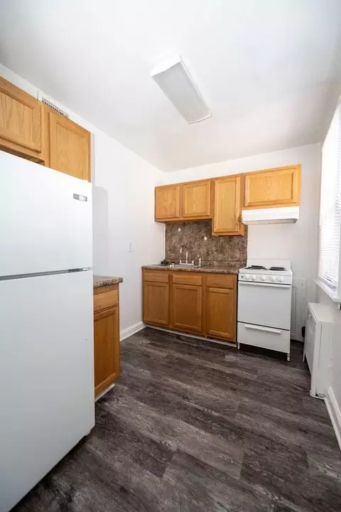 1325 E Wadsworth Ave, Philadelphia, PA 19150