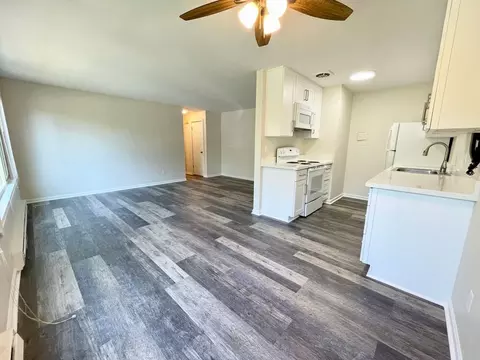 5319 24th Ave NE, Seattle, WA 98105