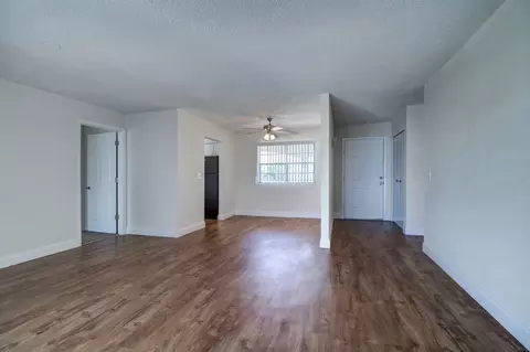 21227 Us Highway 19 N, Clearwater, FL 33765 photo 4