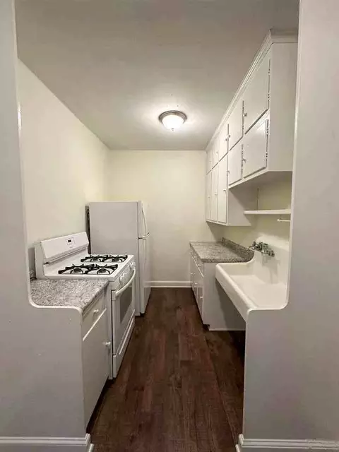 26 W 22nd St, Minneapolis, MN 55404