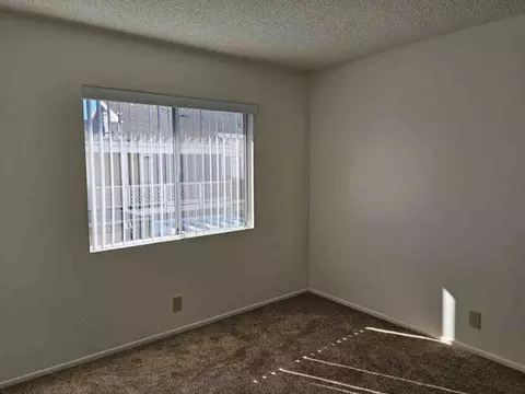 7892 1st St, Stanton, CA 90680 photo 9