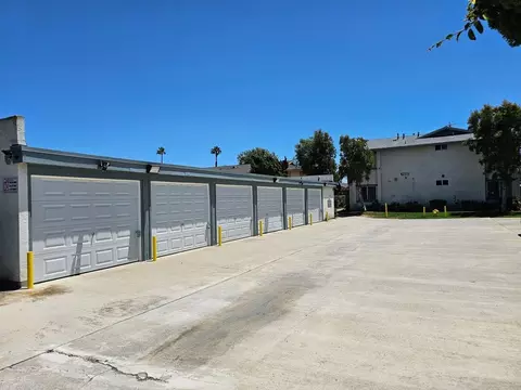 7892 1st St, Stanton, CA 90680