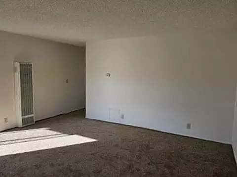 7892 1st St, Stanton, CA 90680 photo 3