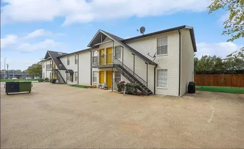 1105 Uta Blvd, Arlington, TX 76013