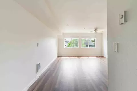 11115 NE 2nd St, Bellevue, WA 98004 photo 69