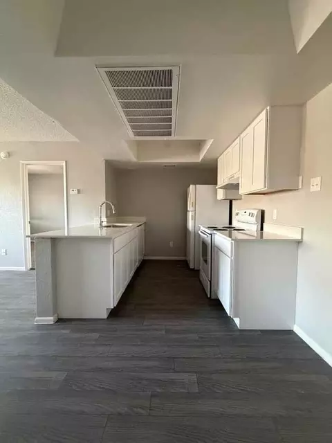 5312 E Taylor St, Phoenix, AZ 85008