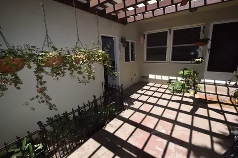 12007 Burbank Blvd, Los Angeles, CA 91607