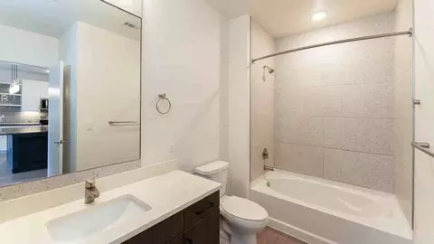 411 W Commerce St, Dallas, TX 75208 photo 3