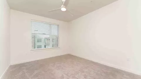 411 W Commerce St, Dallas, TX 75208 photo 4
