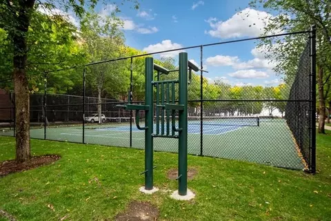 24 Oyster Bay Rd, Boston, MA 02125 photo 22