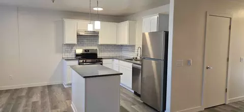 2948 W Powell Blvd, Gresham, OR 97030 photo 25