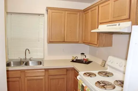 2948 W Powell Blvd, Gresham, OR 97030 photo 6