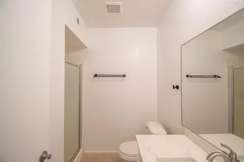 25052 Walnut St, Newhall, CA 91321 photo 13