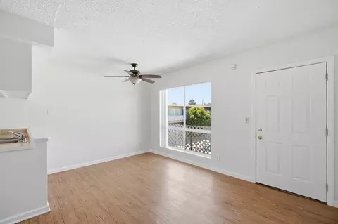 475 E Foothill Blvd, Pomona, CA 91767