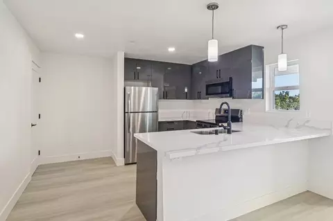 7385 Colony Dr, La Mesa, CA 91942