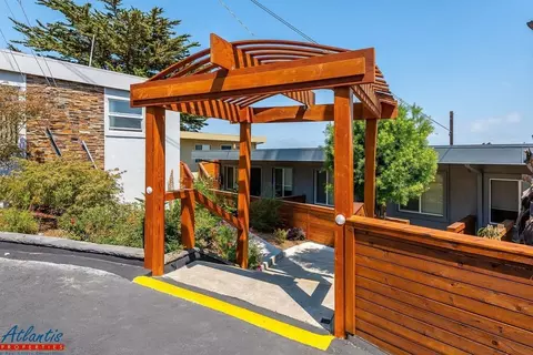 601 Middle Rd, Belmont, CA 94002