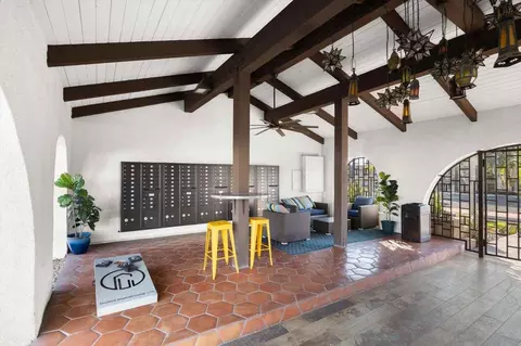 3996 Iowa Ave, Riverside, CA 92507