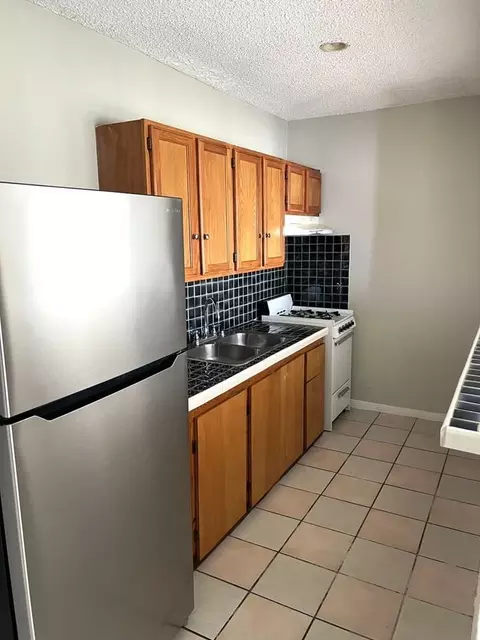 5365 Huntington Dr N, Los Angeles, CA 90032
