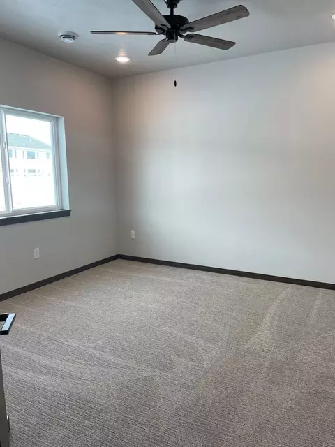 2410 E Copalis Pl, Sioux Falls, SD 57108 photo 6