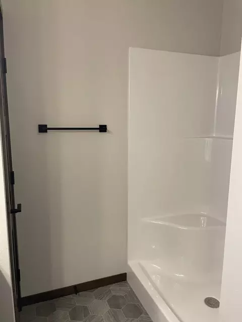 2410 E Copalis Pl, Sioux Falls, SD 57108 photo 9
