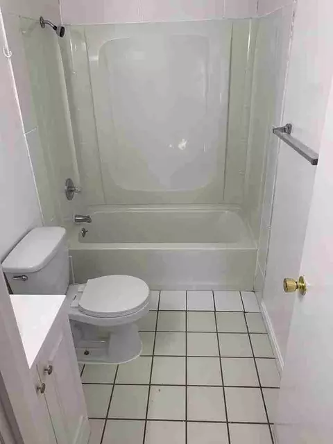 1 Vista Ln, Spencer, MA 01562