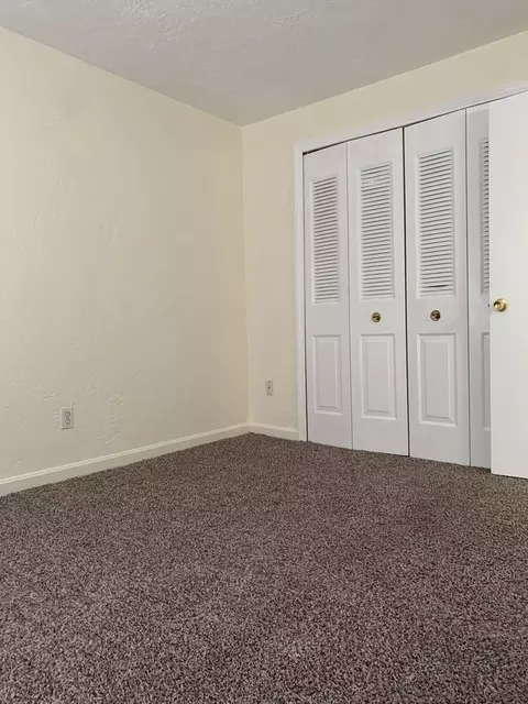 1 Vista Ln, Spencer, MA 01562