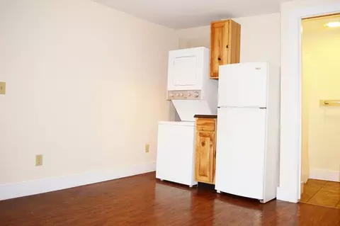 72 Murray St, Burlington, VT 05401