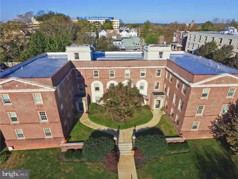 709 N Broom St, Wilmington, DE 19805
