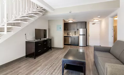 2500 Carlisle Blvd NE, Albuquerque, NM 87110