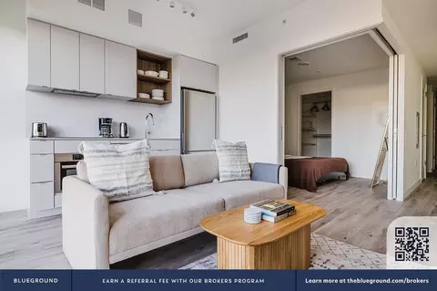 1425 P St NW, Washington, DC 20005 photo 4