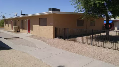 7010 N 68th Dr, Glendale, AZ 85303