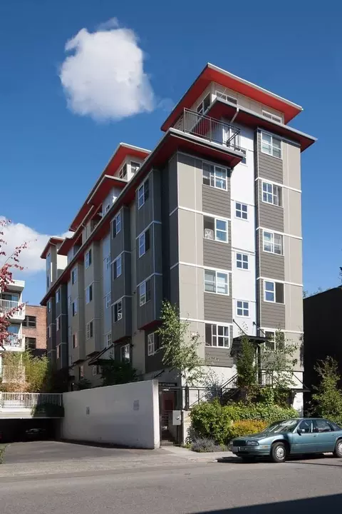 306 Summit Ave E, Seattle, WA 98102 photo 9