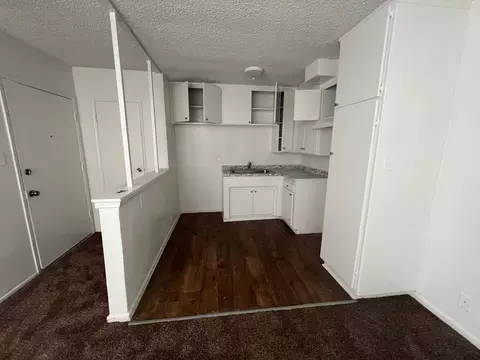 4350 Pendleton Ave, Lynwood, CA 90262