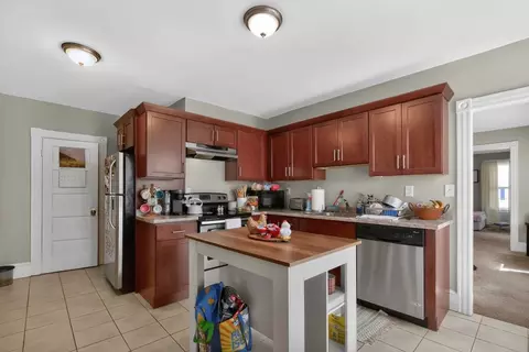 187 County St, Attleboro, MA 02703