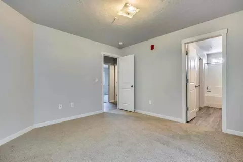 7013 Enoch Dr, Caldwell, ID 83607 photo 3