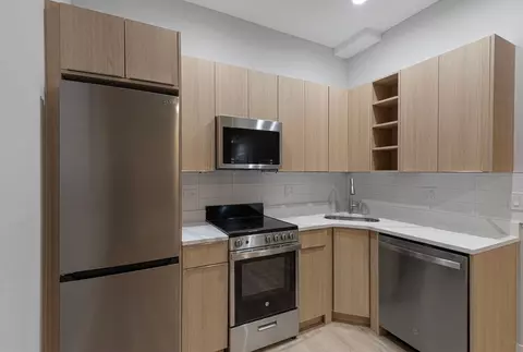 1456 W Fargo Ave, Chicago, IL 60626