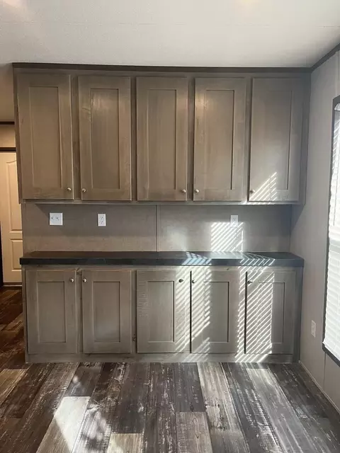 601 Toledo St, Conroe, TX 77301 photo 11