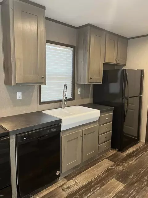 601 Toledo St, Conroe, TX 77301 photo 13