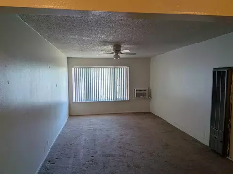 2631 27th St, Sacramento, CA 95818