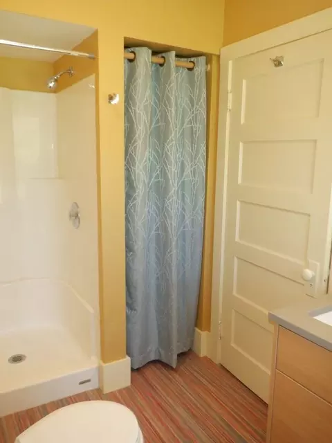 136 NW Florida Ave, Bend, OR 97701 photo 5