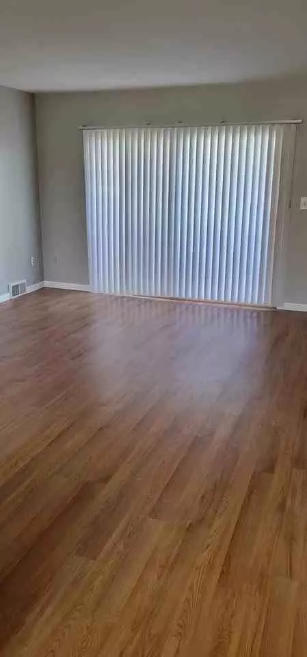 919 N Main St, Clawson, MI 48017 photo 8
