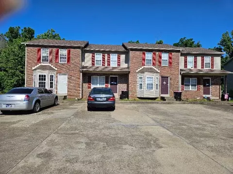 Tynewood Dr, Clarksville, TN 37042