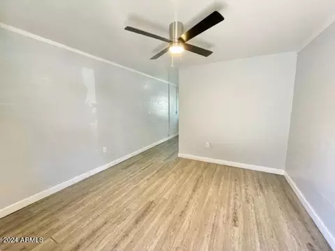 9238 N 7th Ave, Phoenix, AZ 85021