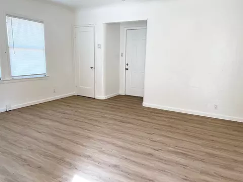 1310 P St, Fresno, CA 93721