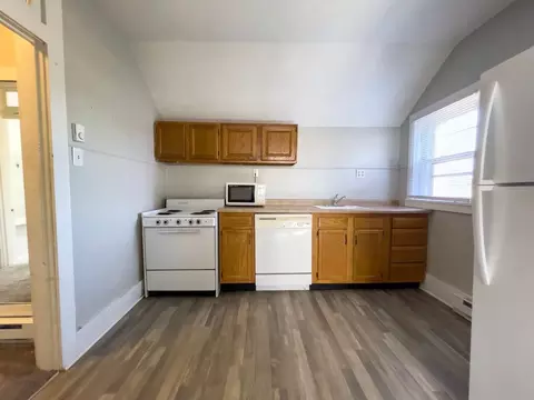 216 N Mckinley Ave, Muncie, IN 47303