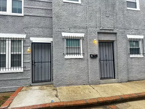 4632 Hillside Rd SE, Washington, DC 20019
