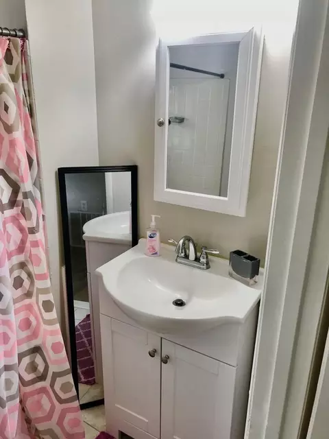 19 E Centre St, Baltimore, MD 21202 photo 10