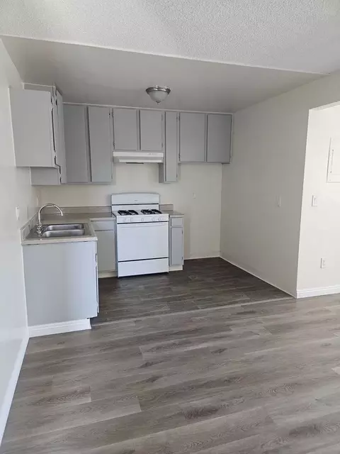 10259 Tujunga Canyon Blvd, Tujunga, CA 91042 photo 3