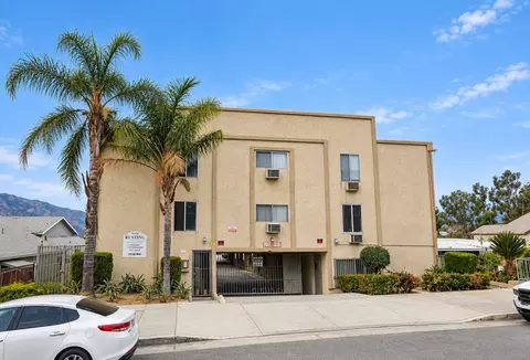 10259 Tujunga Canyon Blvd, Tujunga, CA 91042