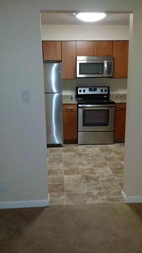 535 South 37th Street, Omaha, NE 68105 photo 36